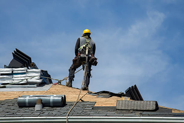 Professional Roofing technician working in Pendleton, TX